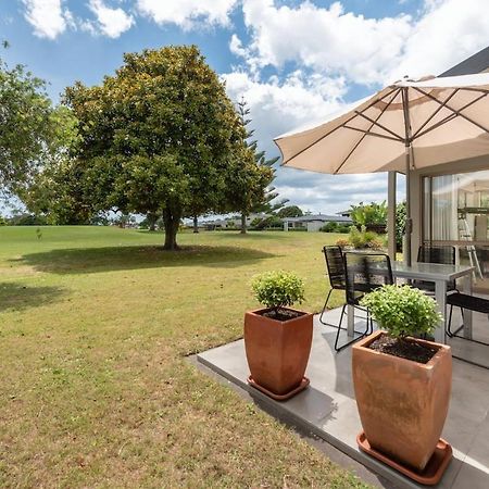 Golfers Delight In Quiet Cul De Sac Villa Mount Maunganui Exterior photo